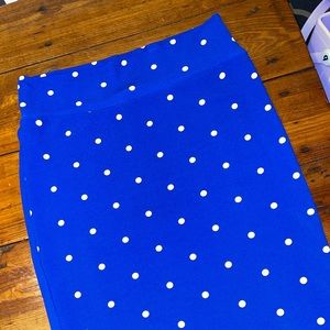 Woman’s LulaRoe Cassie Skirt - blue polka dot